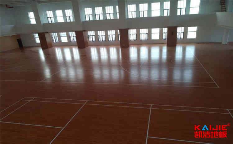 體育場(chǎng)木地板廠家